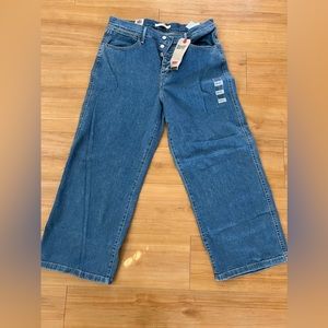 New Levi’s Mile High Cropped Wide Leg Jeans